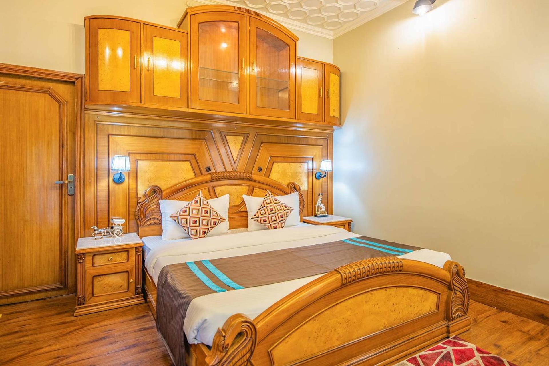 Stayvista At Villa 360 By Veo - Part Of Stayvista ナイニタール エクステリア 写真